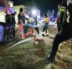 Chauffeur burachi a dal dos dama canando anochi pa nan salud