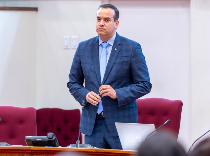 Gobierno a aproba e maneho pa participacion y dividendo den companianan estatal