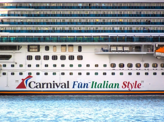 Barco Carnival Venezia lo cuminza nabega den Caribe y bishita Aruba regularmente na 2027