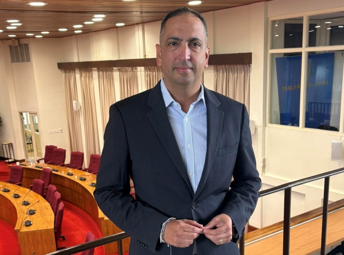 Berguenza cu ya ta 7 luna y Aruba sin Ministro Plenipotenciario den Conseho di Ministro di Reino