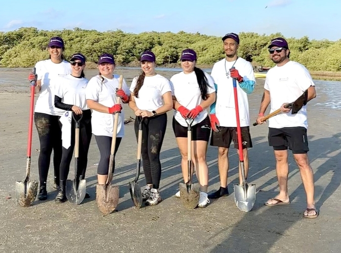 Esnan di Grand Thornton Aruba a bay yuda restaura canal di mondi di mangel
