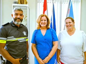 Polis di Aruba estrechando cooperacion cu NFI Instituto di Hulanda