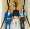 Damian Pinas cu bishita di cortesia cerca Ministro