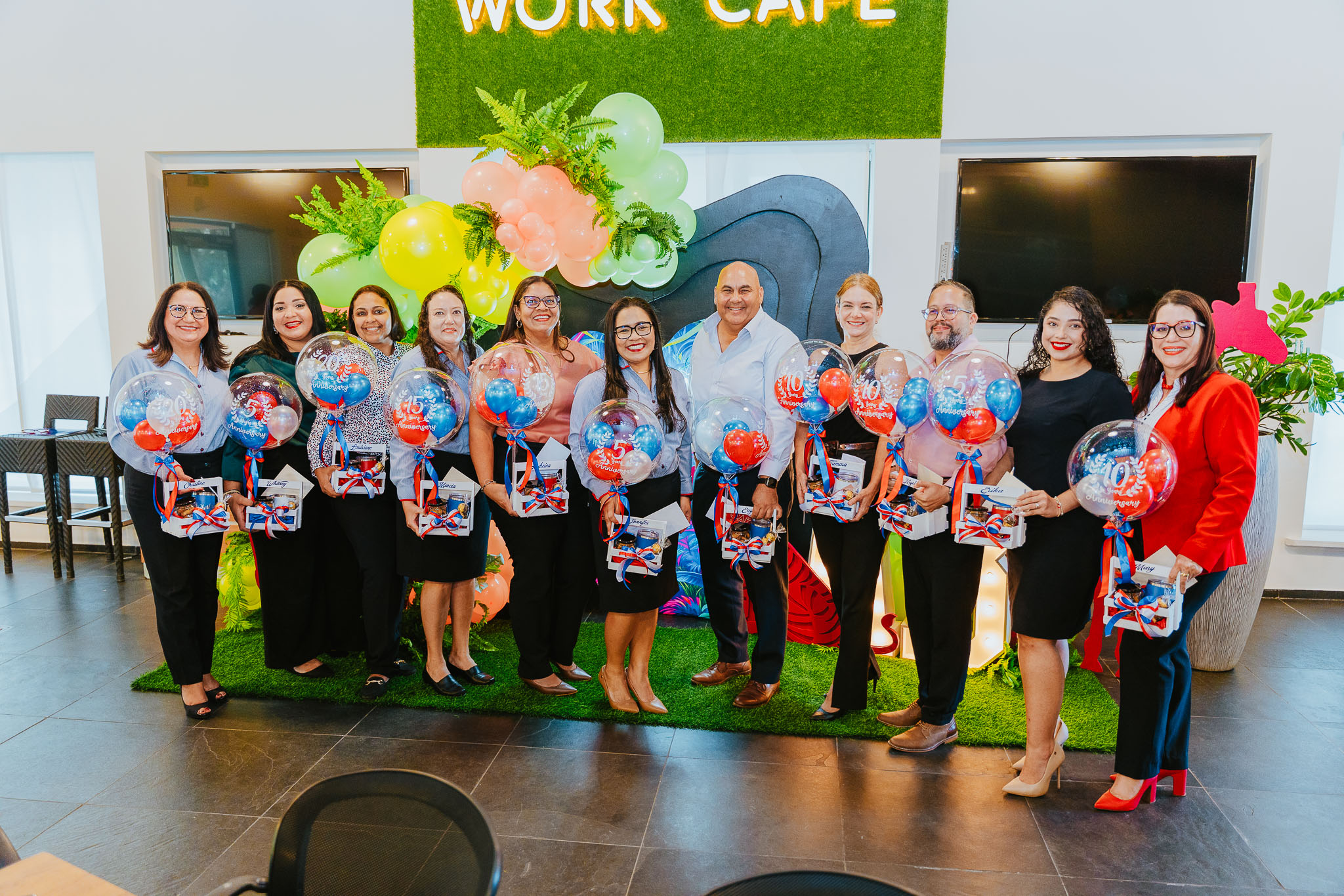 Aruba Bank ta celebra aniversario di empleadonan