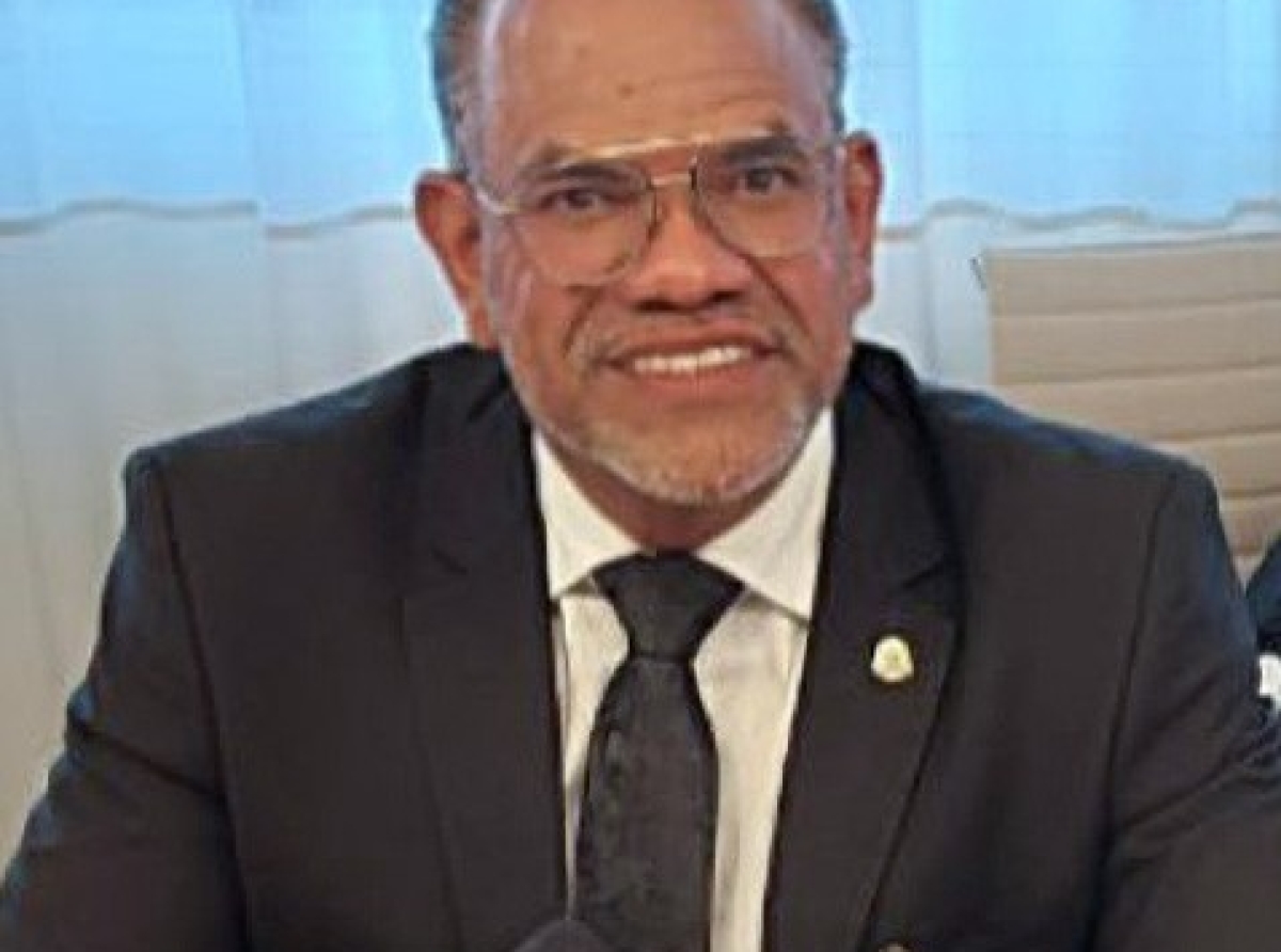 Reunion cu representante di Raad van State, señor Andy Lee riba topico Rijkswet