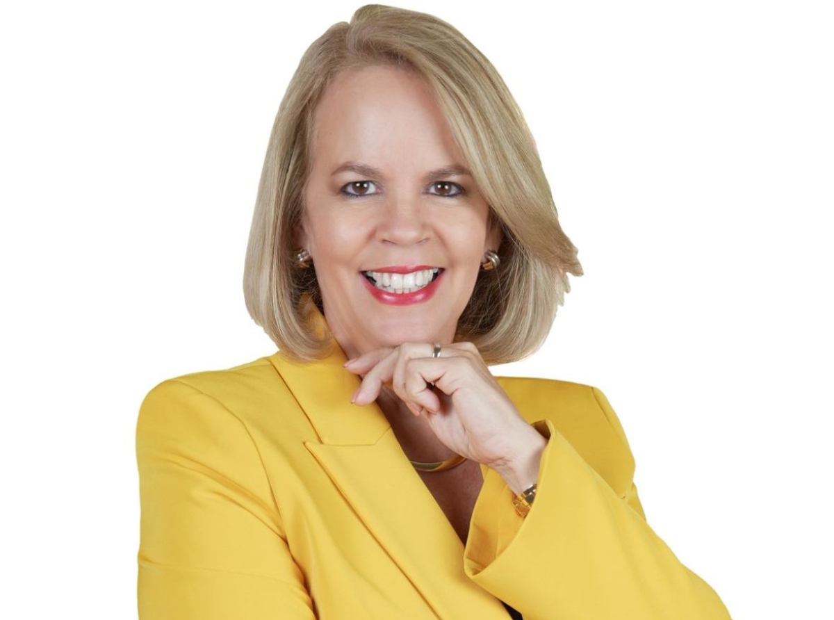 Parlamentario Evelyn Wever Croes ta elabora riba conseho ricibi di Professor mr. Douwe Jan Elzinga