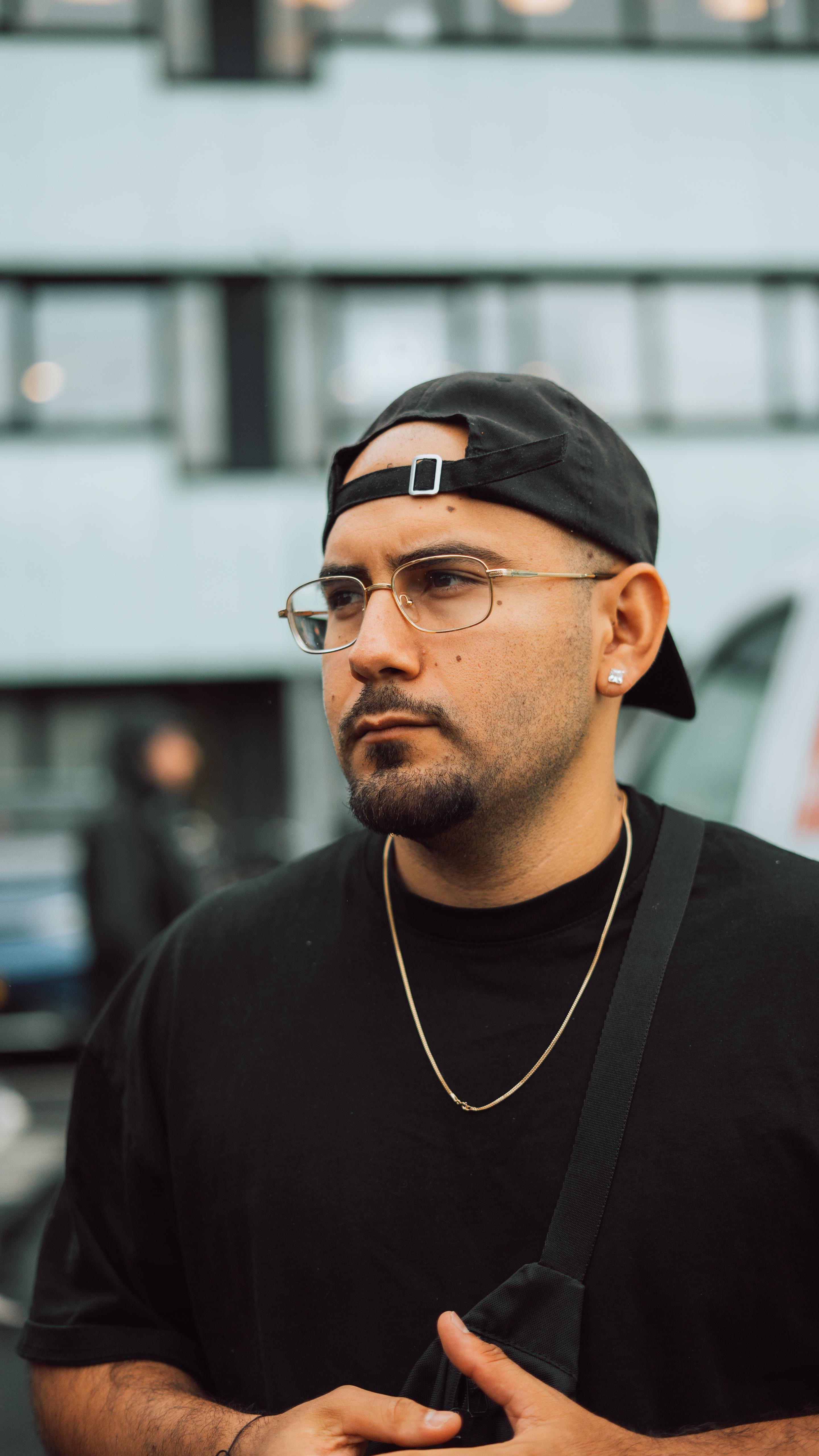 Ozin a lanza su di tercer album e siman aki