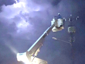 Lamper a pone coriente bay na diferente lugar rond Aruba