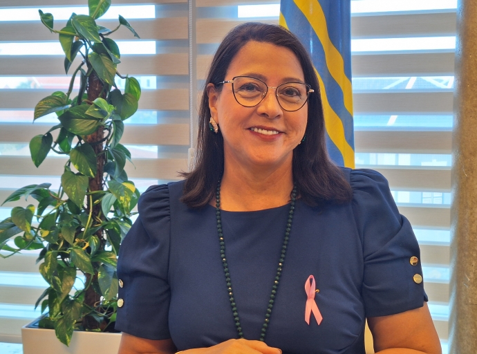 Gobierno ta trahando riba solucionnan pa e escasez di vivienda