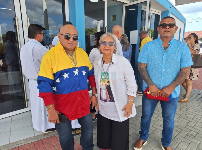 Misa na Parokia Birgen di Fatima na honor di Dr. José Gregorio Hernández y Soeur Carmen Rendiles