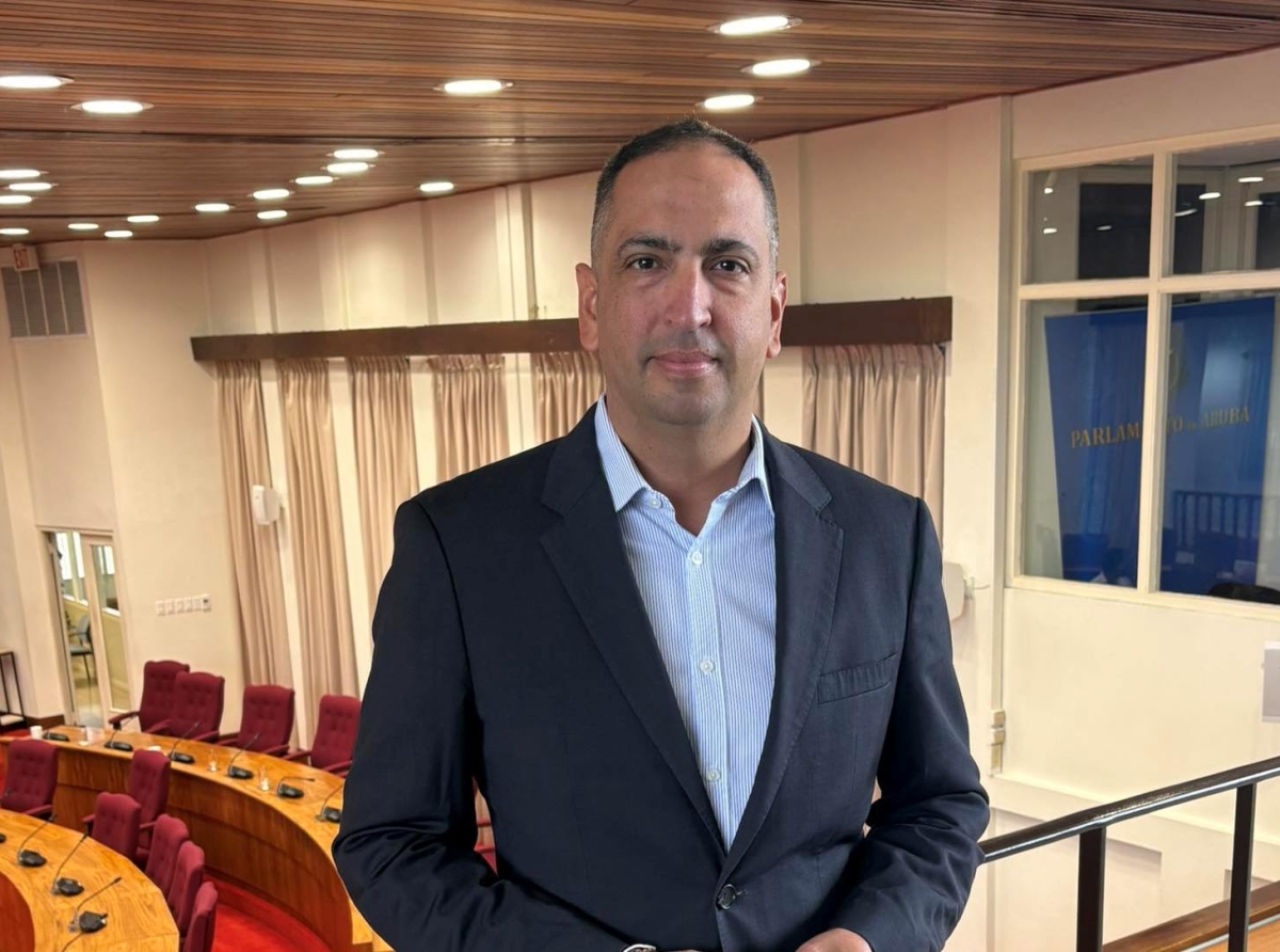 Minister Geoffey Wever ta desconecta y desorienta cu no ta reconoce cu costo di bida a aumenta na Aruba