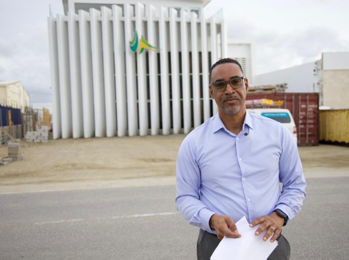 ‘Diesdos miyon Florin di pueblo a desaparece bao maneho desastroso di MEP den Utilities’