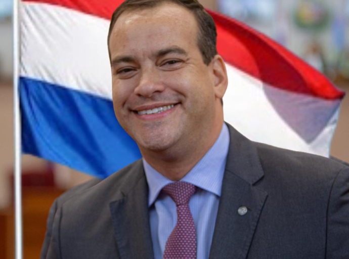 MEP kier sa si Minister Geoffrey Wever ta minister di economia di Aruba of di Hulanda
