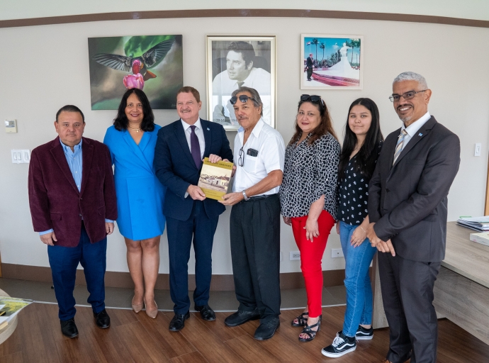 Laura Wernet-Paskel honra na Hulanda y pronto na Aruba tambe cu un caya na su nomber