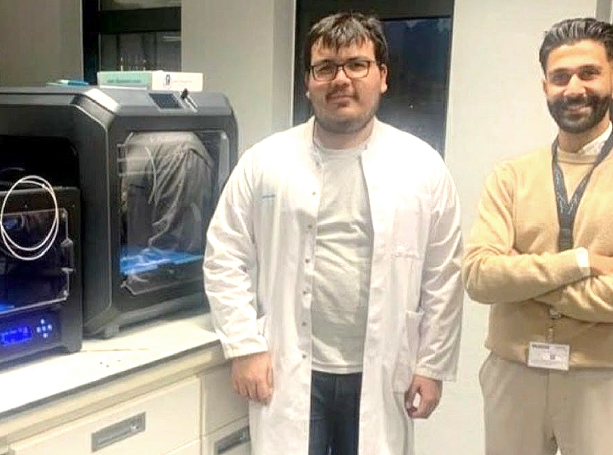Studiante di Aruba contribuyendo den ciencia farmaceutico pa futuro pildonan 3D