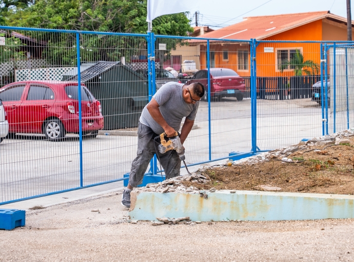Trabao di renobacion a cuminsa na Mabon