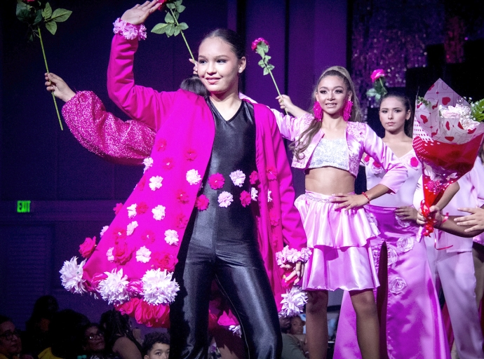 Cristalyne Kock a debuta cu su prome coleccion ‘Hermosa en Rosa’