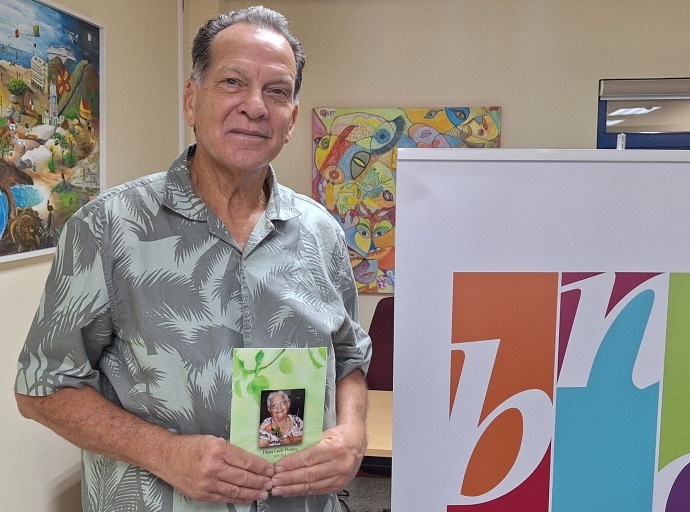 Awenochi tin e encuentro literario y homenahe dedica na Digna Laclé-Herrera