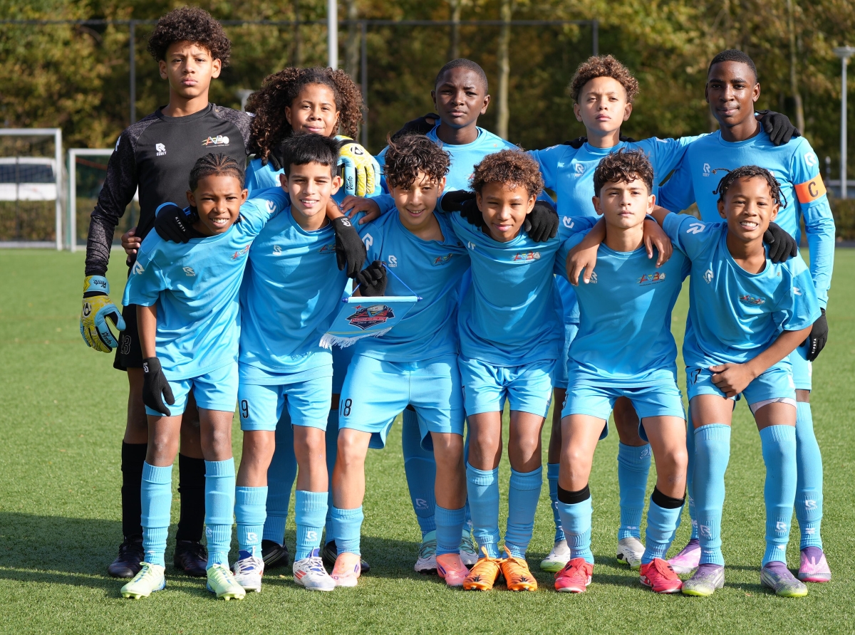 Ekipo di AVB a pasa den Trainingscamp sumamente exitoso na Hulanda