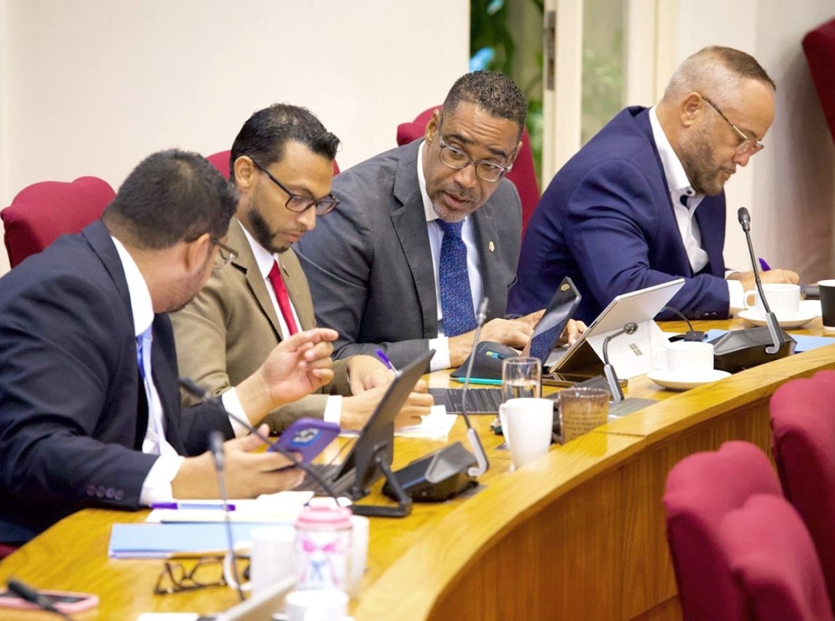 AVP a presenta mocion pa enfatisa continuidad y responsabilidad den proceso di Rijkswet