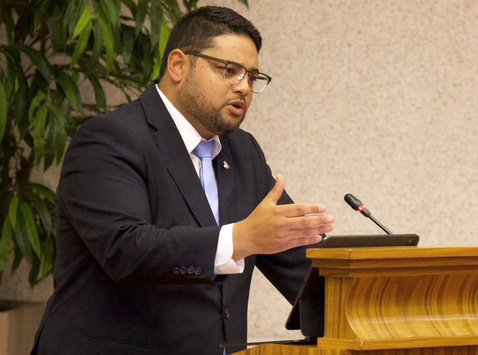 ‘Madurez politico kiermen para pa bo cos’