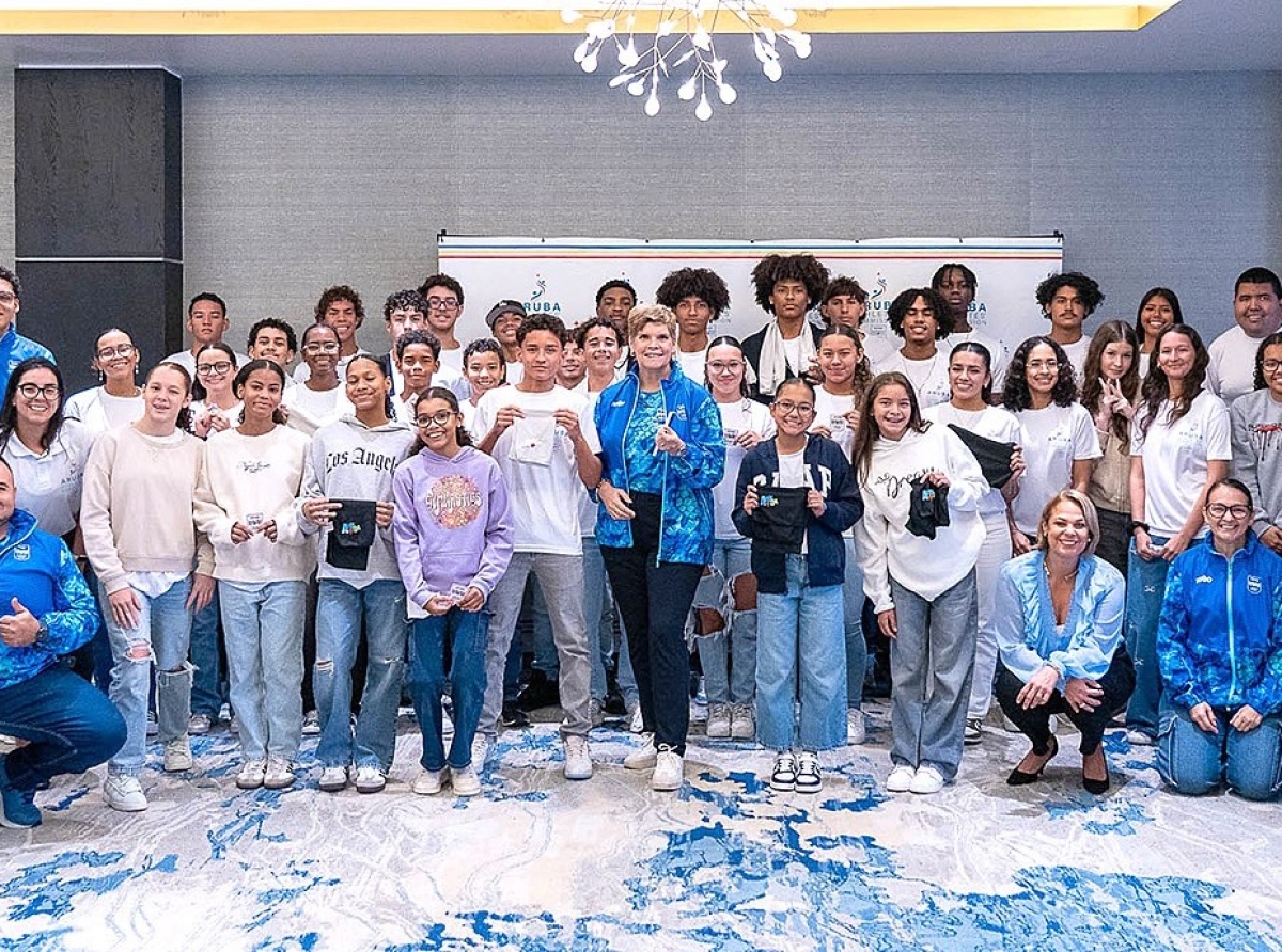 Organizacion Arunado a presenta un tayer interactivo di tur asunto Anti-Doping