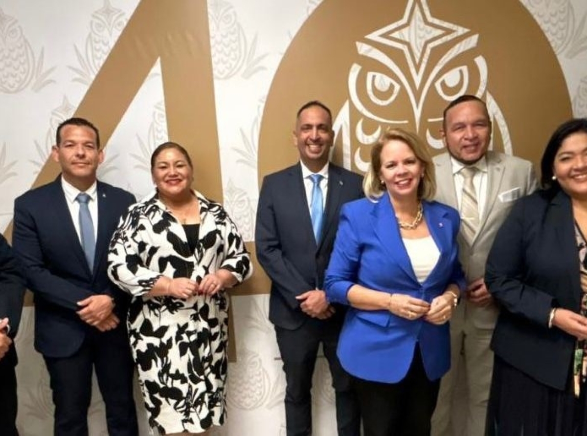 Mas hende ta expresando di no ta sostene Ley di Reino HOFA