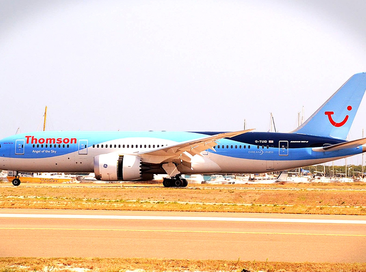 TUI Fly celebrando 20 aña di ta bulando pa Aruba