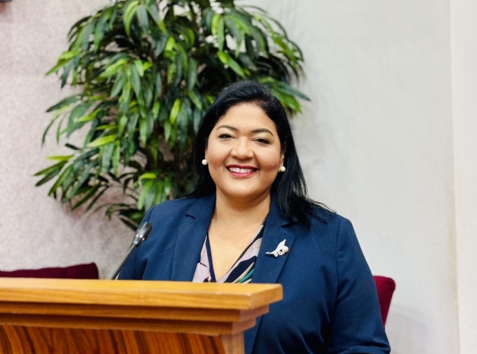 Pueblo echt a keda hopi desapunta den Minister Gerlien Croes su actuacion bao nivel