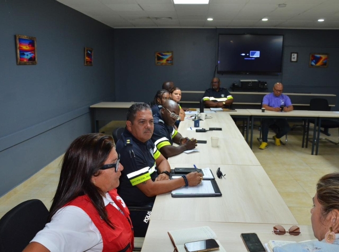 SMAC cu Raad van Toezicht y Stichting Musica a firma pa oficialmente organiza Carnaval 72