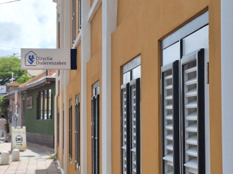 Departamento di Adulto Mayor y otro instancianan di cuido ta canando hunto den un forma di cooperacion