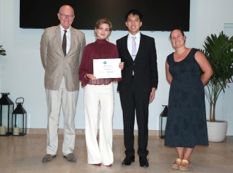Cristie Famke Canninga a gradua na Universidad di Aruba
