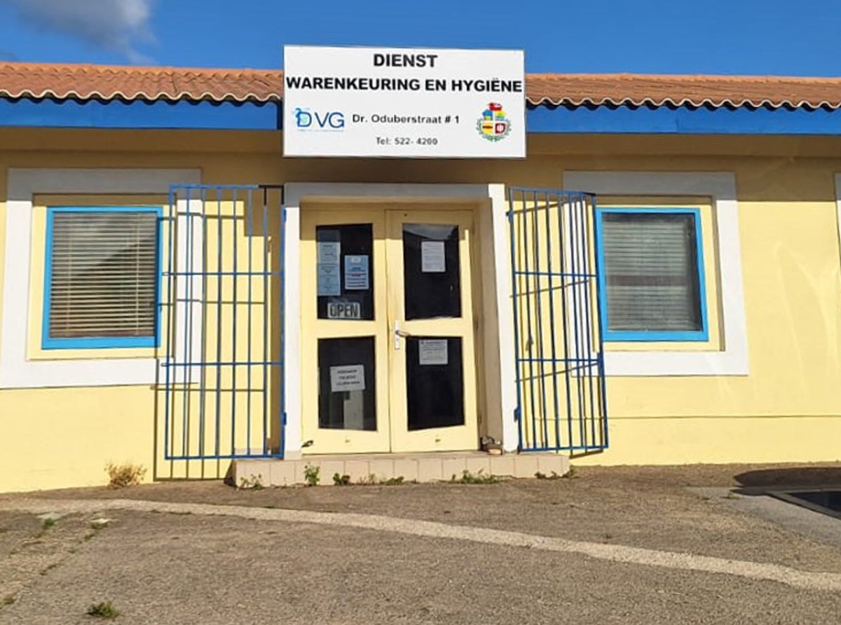 Esnan cu ta traha cuminda pa bende den temporada Fin di Aña por pidi DVG un carchi Berde