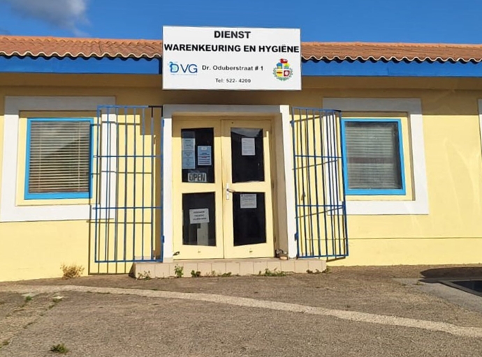 Esnan cu ta traha cuminda pa bende den temporada Fin di Aña por pidi DVG un carchi Berde