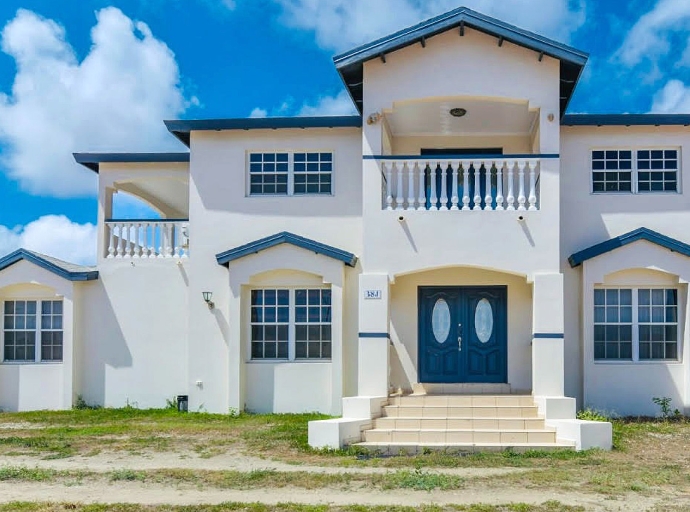 Na benta un propiedad unico na rotonde di Ponton y Watty Vos Blvd.