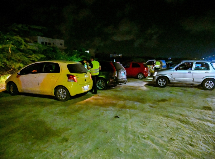 Durante weekend di Halloween Polis a controla mas di 275 auto y a parti 90 boet