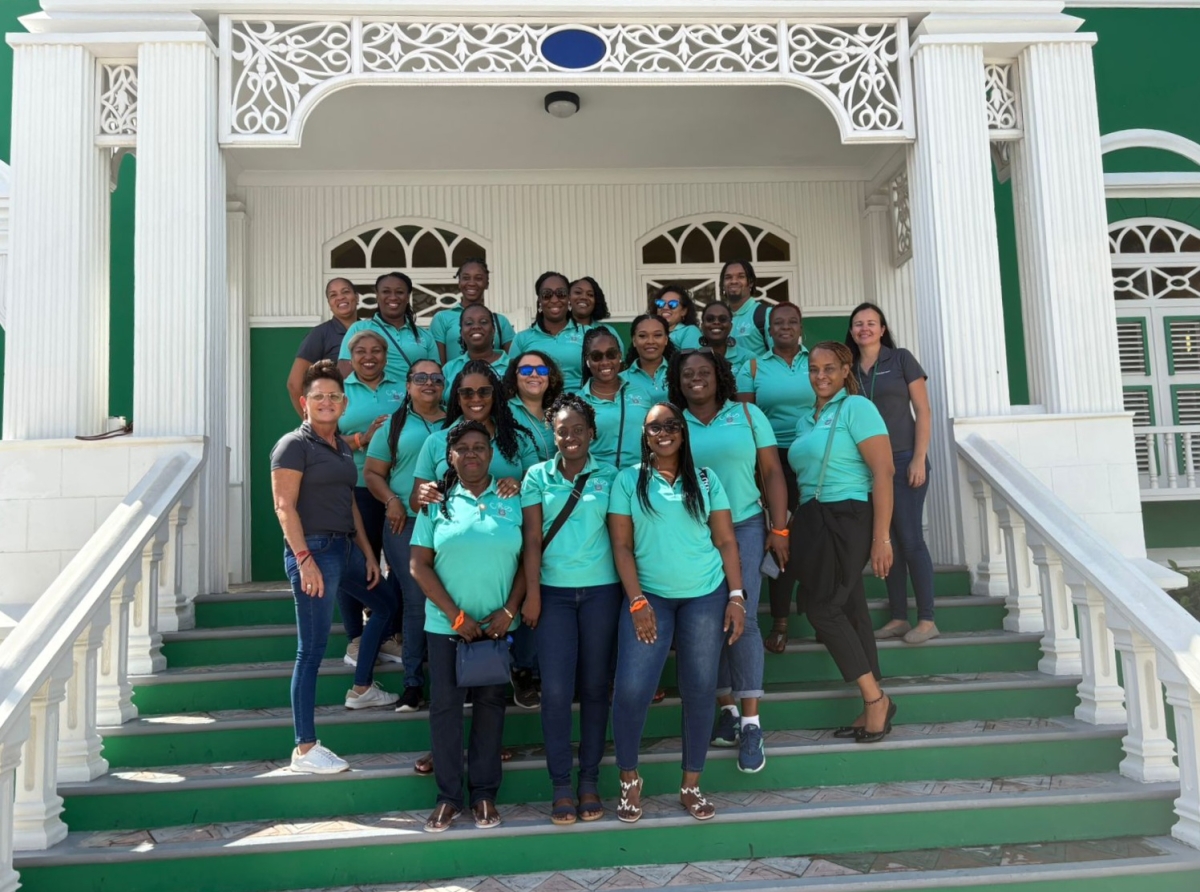 Burgerzaken Sint Maarten a bishita Censo Aruba