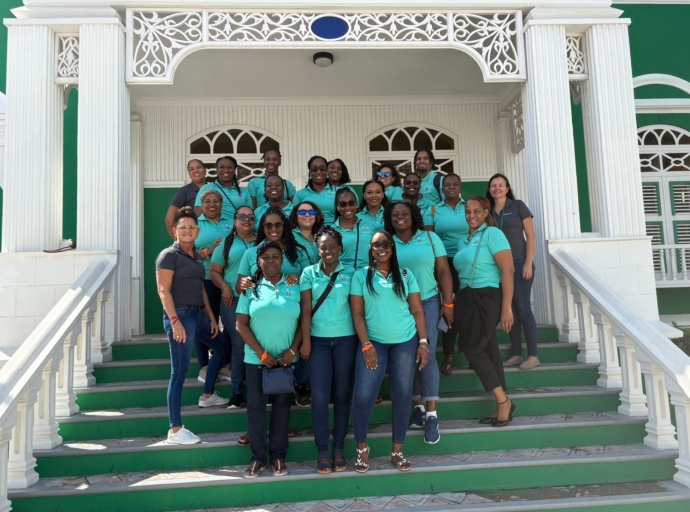 Burgerzaken Sint Maarten a bishita Censo Aruba