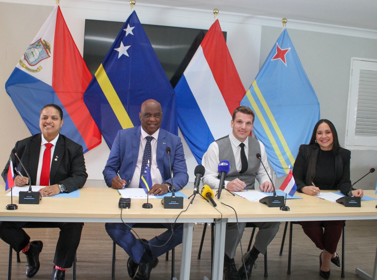 Colaboracion pa aumenta exito di estudio pa studiantenan Caribense ta haya continuacion