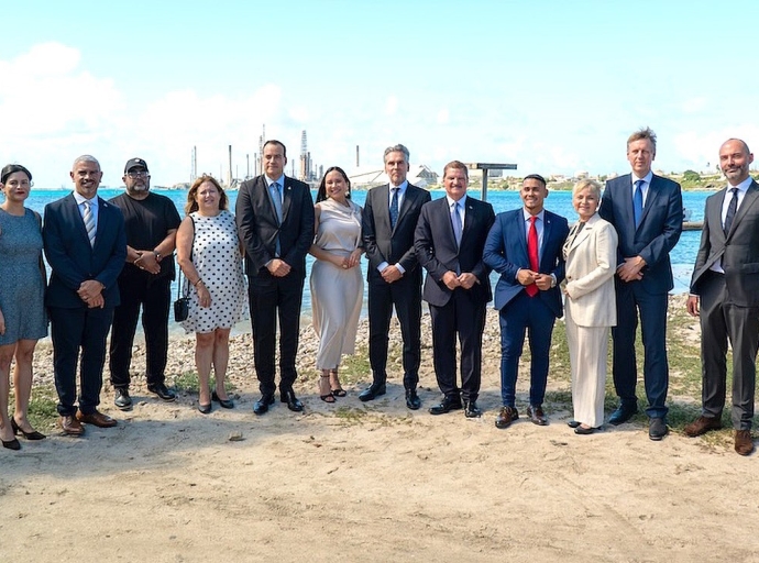 Hulanda ta duna casi 110 miyon Florin pa Aruba fortalece red di electricidad