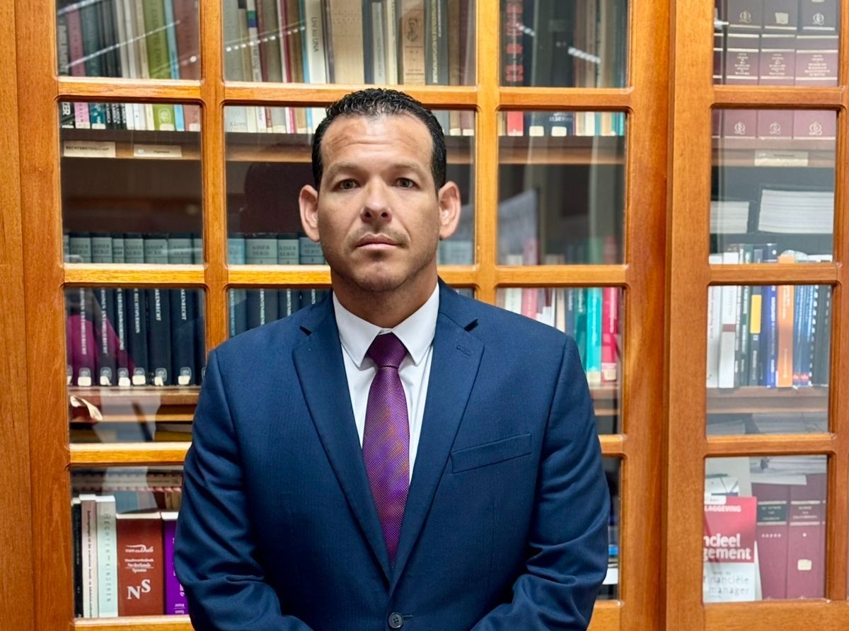 Gobierno y coalicion den Parlamento ta sordo pa e bos di 13 sindicato tocante consensusrijkswet HOFA