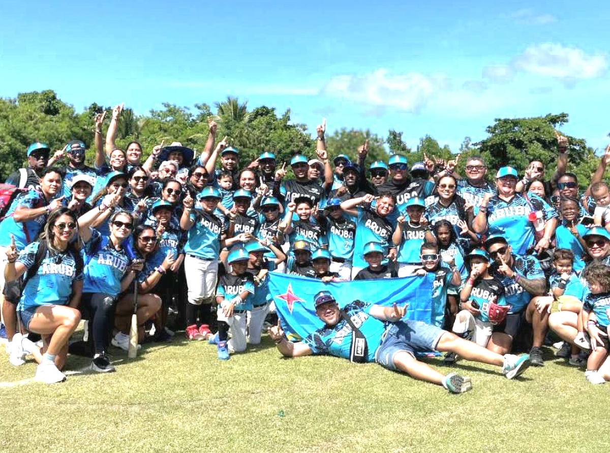 Team Aruba U6 a titula Campeon di Torneo Big Boys na Punta Cana