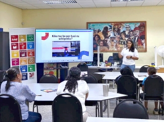 Wikipedia riba Aruba cu dos evento e luna aki