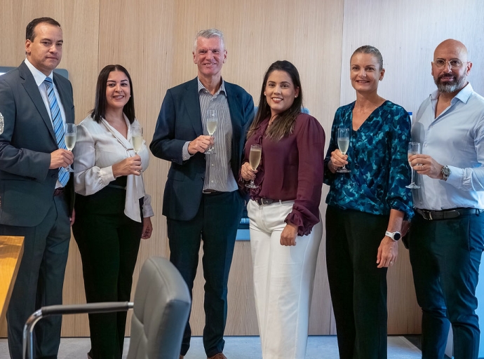 Apertura di sucursal self-service di Aruba Bank di Caya Grandi