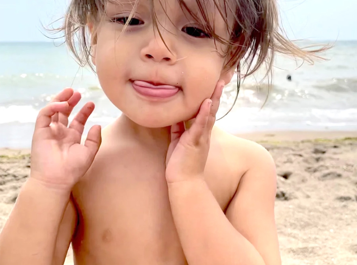 Infancia y hubentud: agentenan poderoso di cambio pa construi un mundo miho pa un y tur