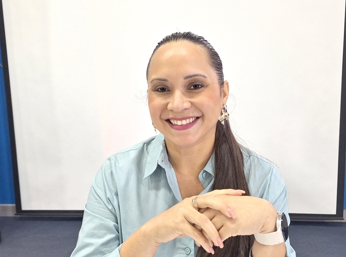 Minister Gerlien Croes contento cu desaroyonan positivo den enseñanza y den e area di cuido