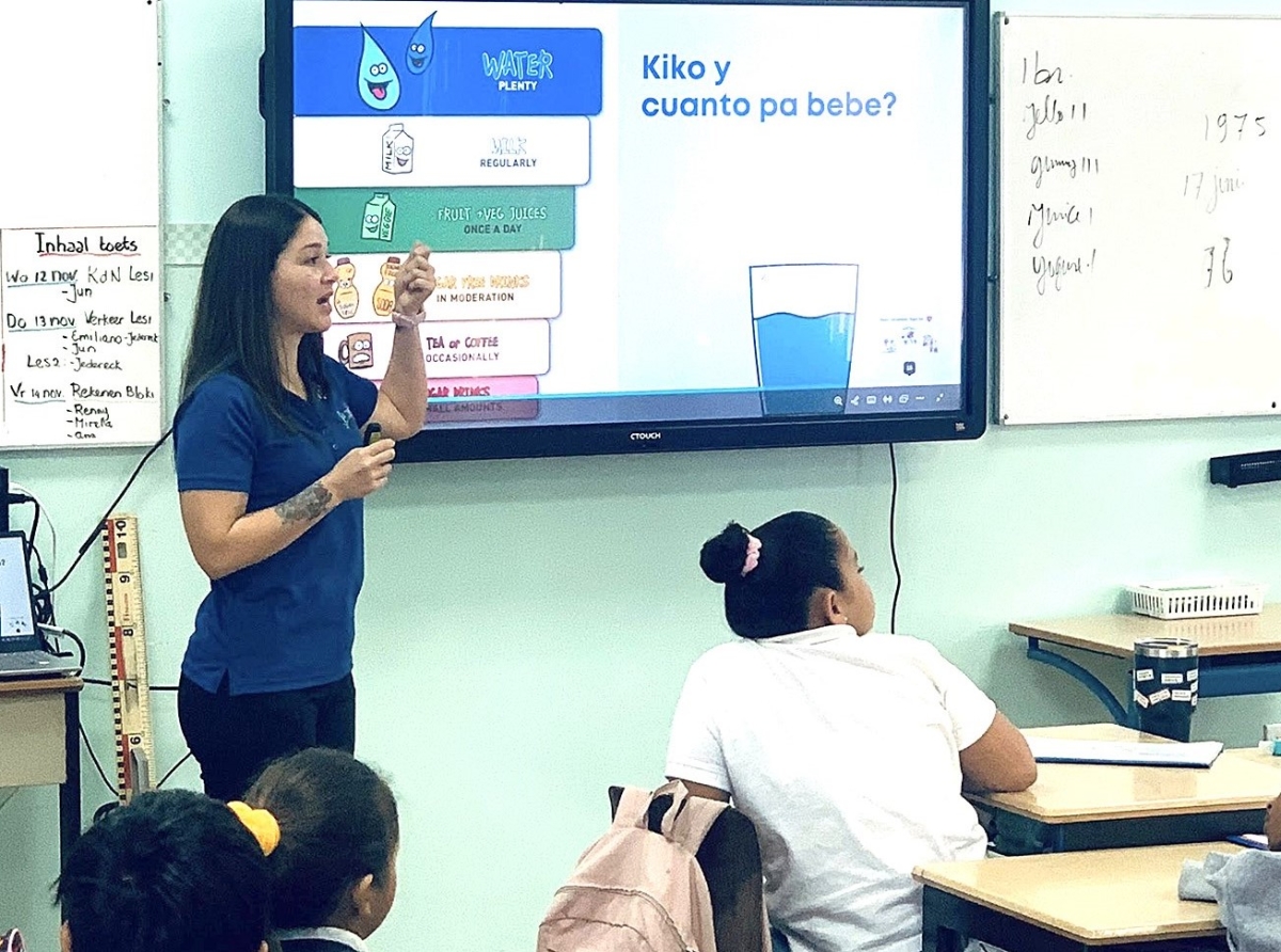 Exitoso charla encuanto Diabetes na alumnonan di Dominicus College