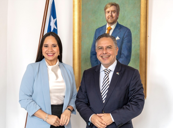 Ministro Gerlien Croes a topa cu Gobernador na Curaçao