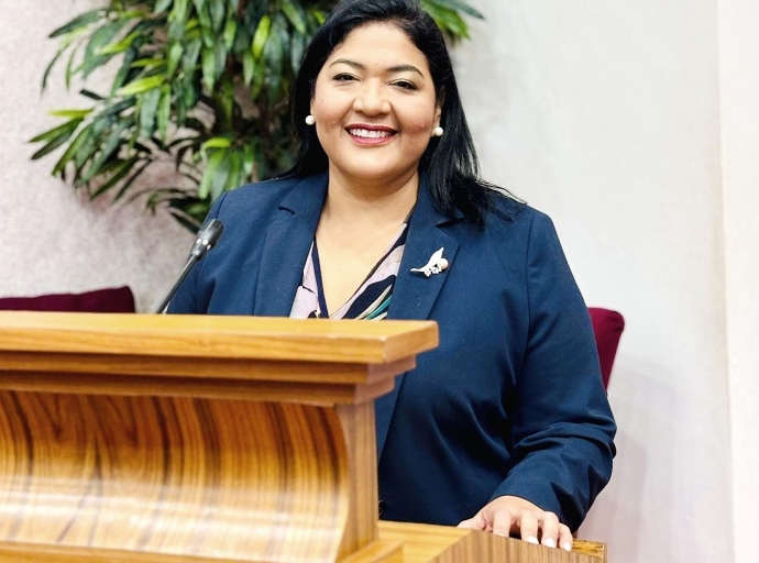 Parlamentario Xiomara Maduro ta sigui refuta informacion incorecto duna pa Ministernan di Futuro