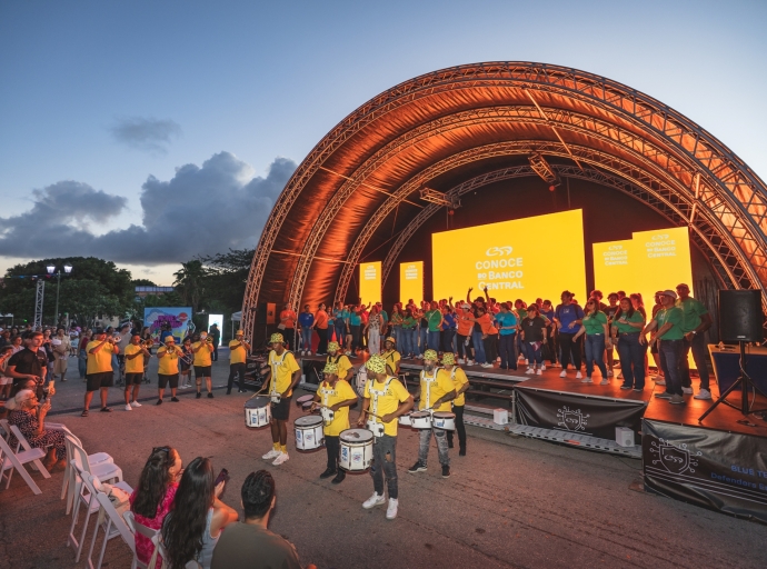 Banco Central di Aruba a habri su portanan pa comunidad cu un experiencia unico y educativo